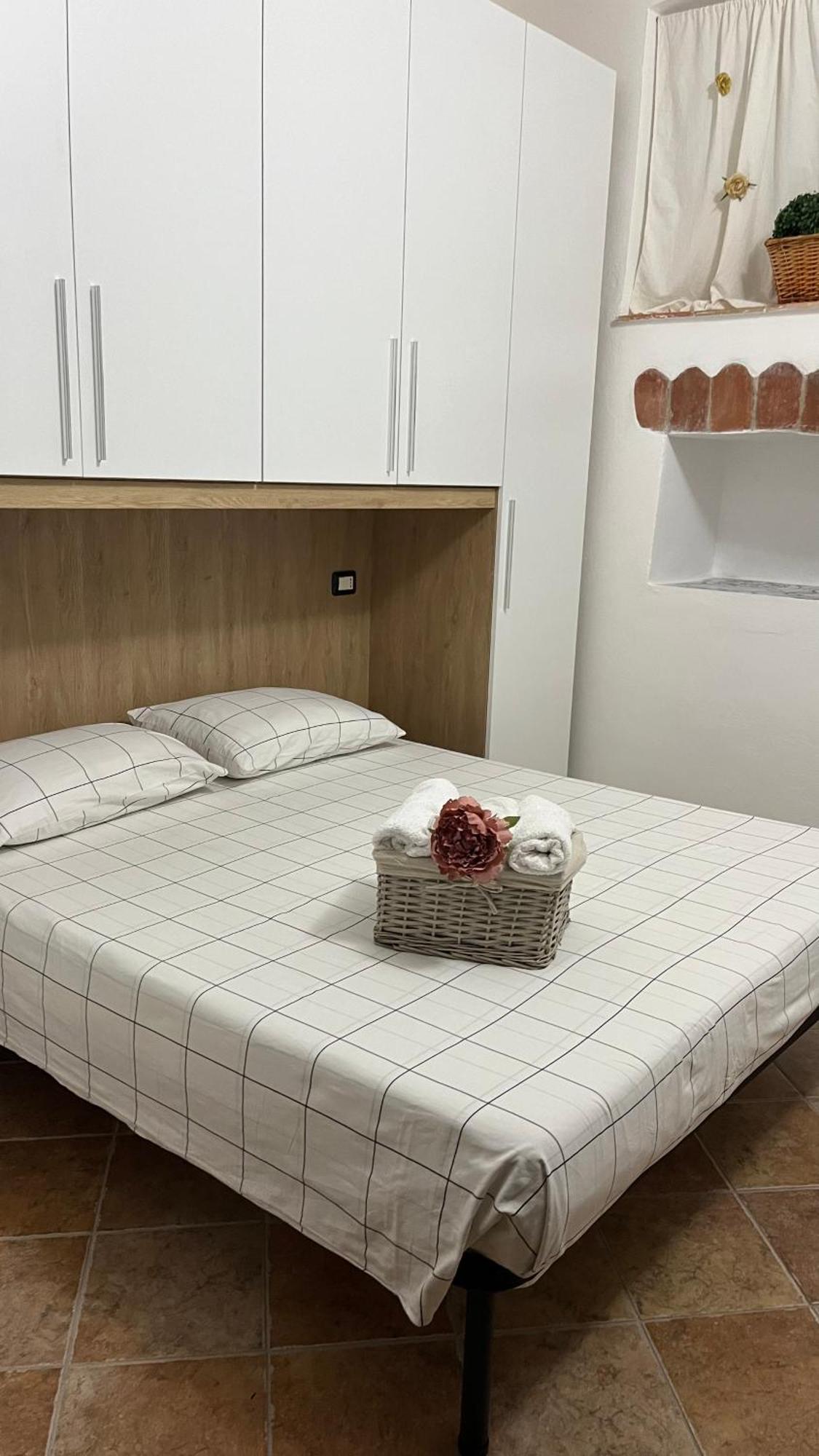 B&B Sa Turre Iglesias Esterno foto